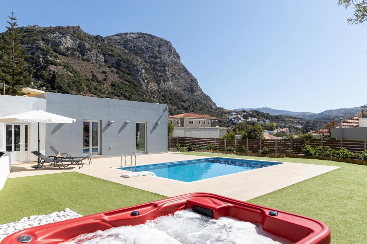 Villa Neonis Spílion Eksteriør bilde